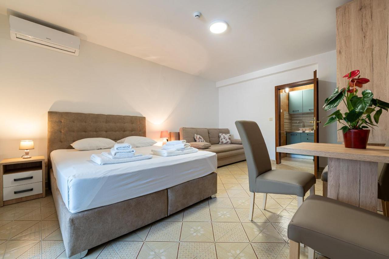 Studio Apartments Marea 2 Budva Chambre photo